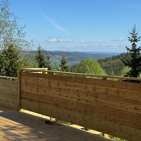 Holiday Cabin With Hot Tub And Billiard Table
