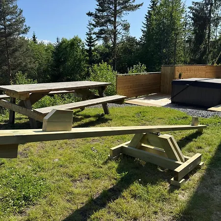 Holiday Cabin With Hot Tub And Billiard Table Villa